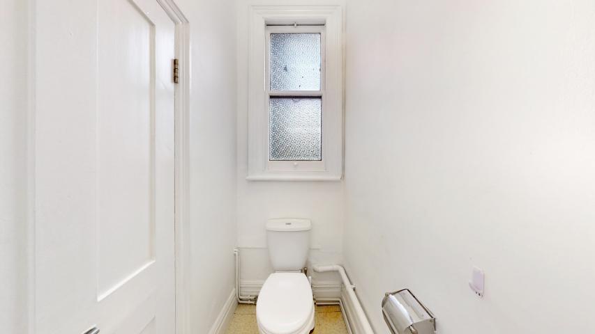 Modern Studio Goldhurst Terrace, West Hampstead (Heating + Hot water included)